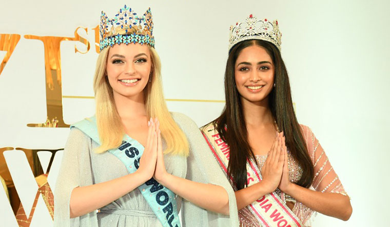 66-current-Miss-World-Karolina-Bielawska-and-Miss-India-Sini-Shetty