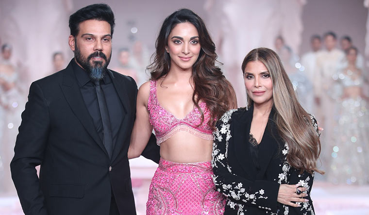 Ramp blazers: Falguni and Shane Peacock with actor Kiara Advani.