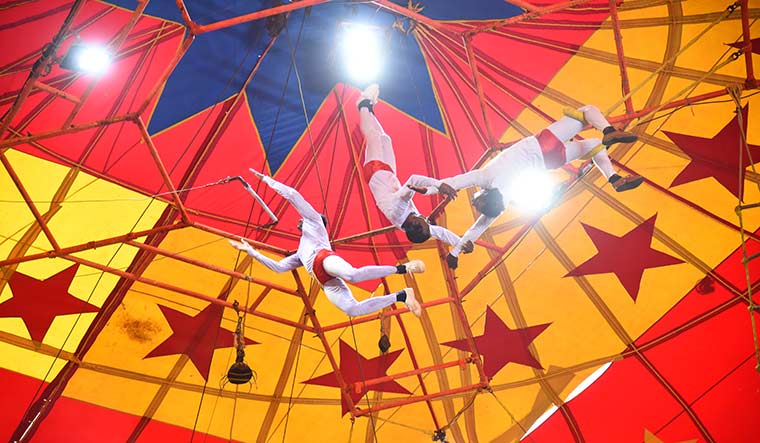 Trapeze artist The Great Gemini Circus at Kollam 