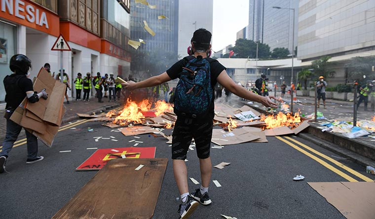 HONG KONG-CHINA-politics-unrest-CRIME