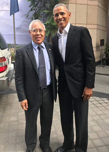 Garnering support: Board member of the International Campaign for Tibet Tempa Tsering during a meeting with former US president Barack Obama.