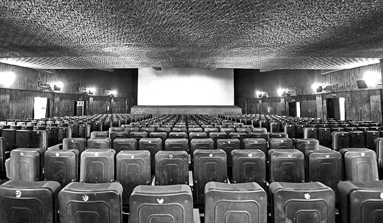 63-Cinema