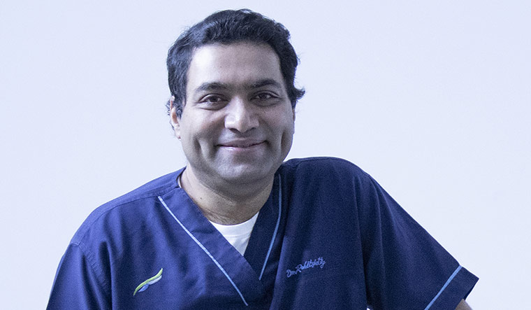 51-Dr-Rohit-Shetty