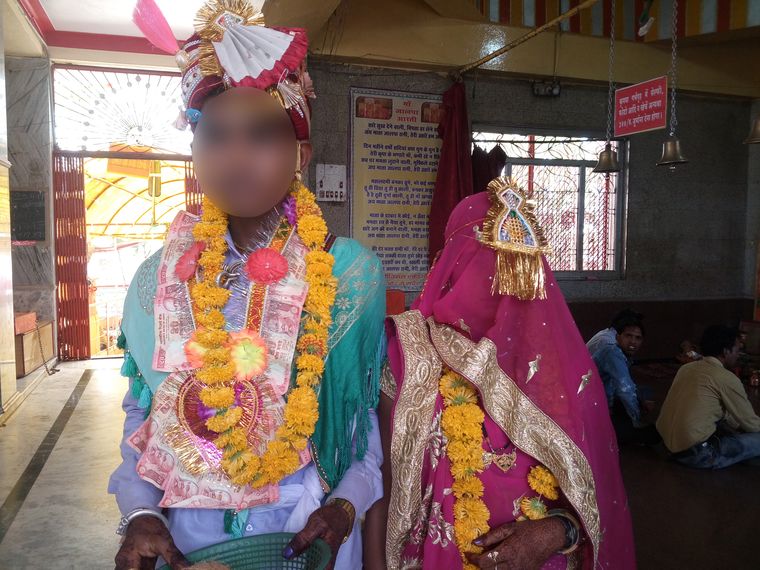 Hitched too young: A minor married couple at a temple in Rajgarh, Madhya Pradesh | Sravani Sarkar
