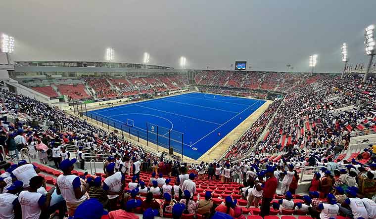 63-Fans-in-the-new-Rourkela-stadium