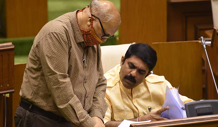 Fighting common adversary: (left) Congress leader Digambar Kamat and Goa Freedom Party leader Vijai Sardesai | Nitin G.