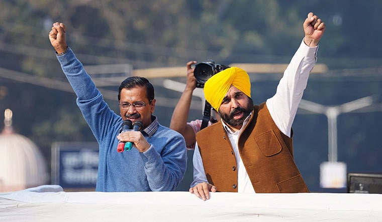 Winning formula: AAP president Arvind Kejriwal and Sangrur MP Bhagwant Mann, the party’s most popular local face, at a ‘peace march’ in Patiala | PTI