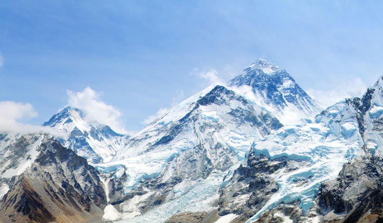 Himalaya-Great-Himalayas-Himalaya-mount-ice-shut