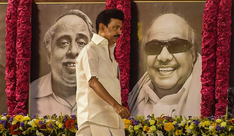 Centre's attempts to 'impose Hindi' impractical and divisive: TN CM ...