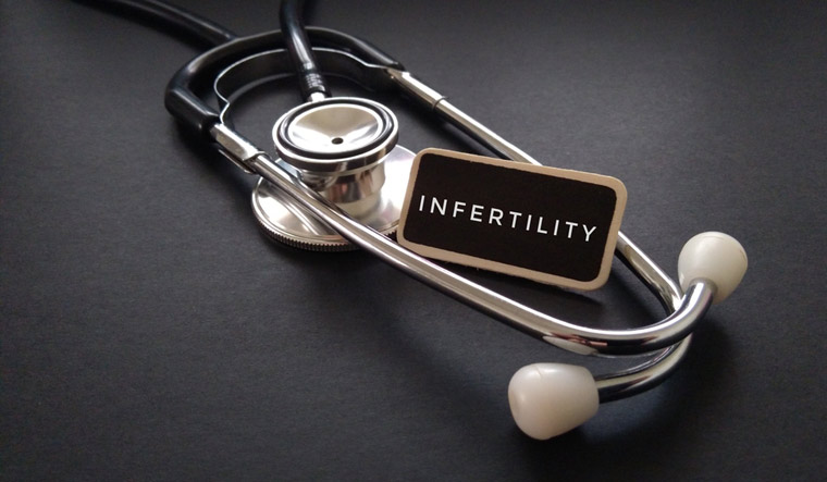 doctor--infertility-infertility-pregnancy-negative-test-shut