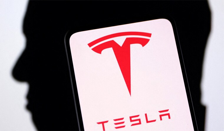 TESLA-STOCKS/