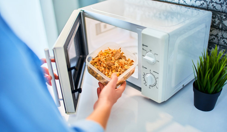 How Safe Is It To Microwave Plastic Containers?