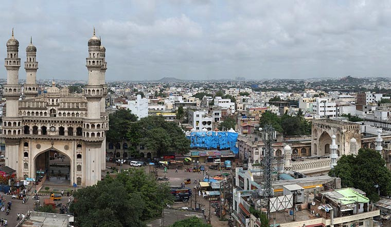 [File] Hyderabad skyline | Wikimedia Commons