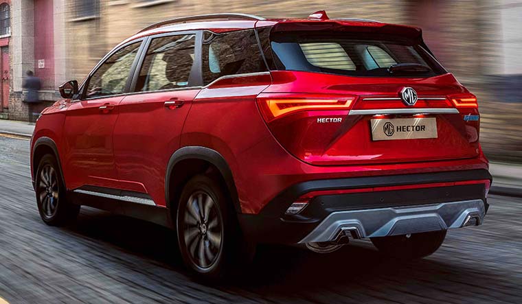 MG-Hector-Blur
