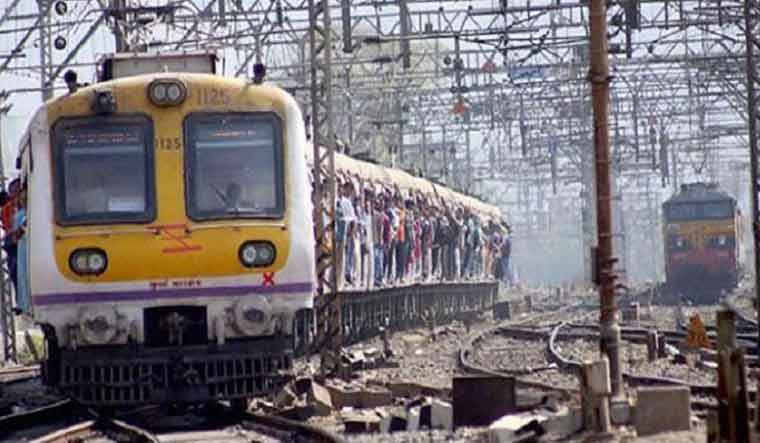 mumbai-local-train