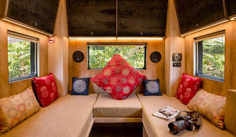 Luxe-Motorhome-interiors