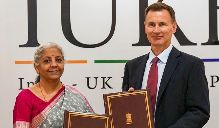 Union Finance Minister Nirmala Sitharaman with Chancellor of the Exchequer Jeremy Hunt during the issuance of 'joint statement' after India-UK Financial Partnership (IUKFP) meeting, at Vigyan Bhawan, in New Delhi, Monday, Sept. 11, 2023 | PTI