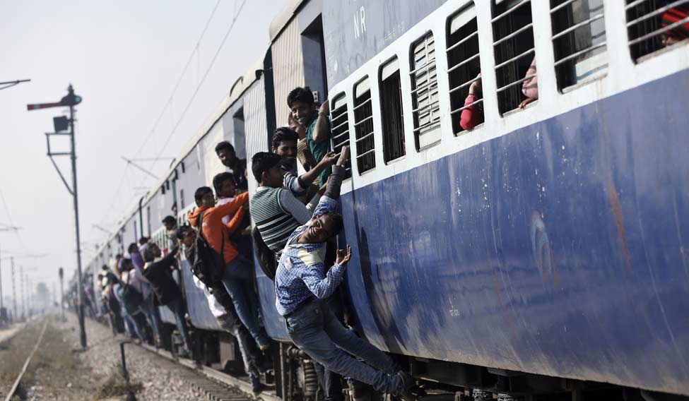 Railways-Budget-crowded