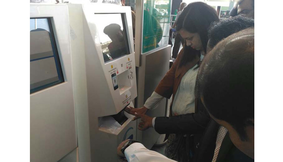 check-in-using-hand-scan-dhaar-number