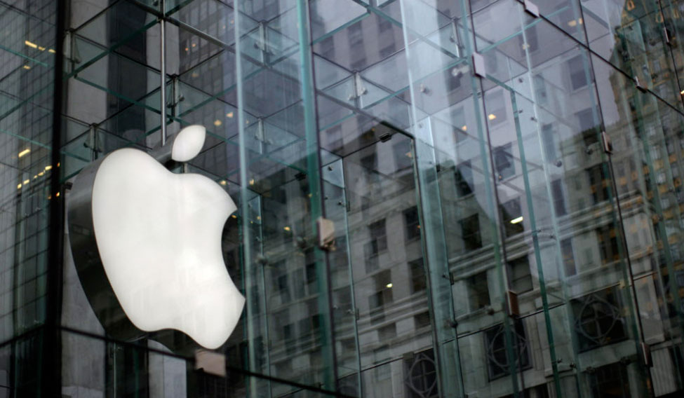 Apple's market cap could reach $900 bn post $1,000 iPhone launch