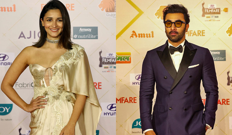 Filmfare awards: Ranbir Kapoor, Alia Bhatt win top acting prizes - The Week