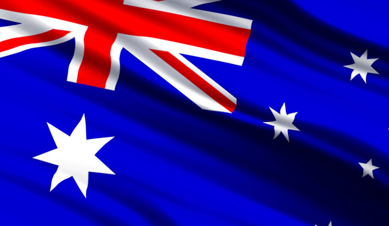 Australia-flag-shut