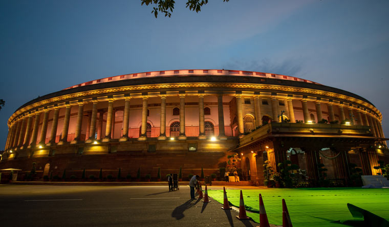 Indian-Parliament-Hosue-Parliament-shut
