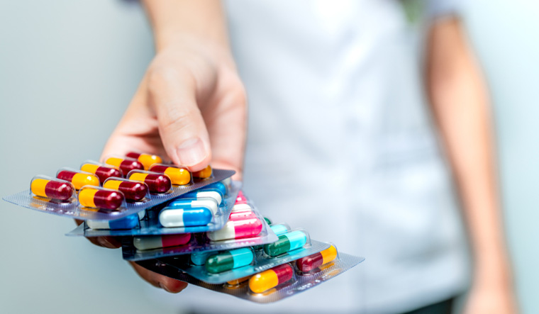Pharmacist-antibiotic-capsule-pills-drug-Antibiotic-overuse--Antimicrobial-drug-resistance-Drugstore-shut