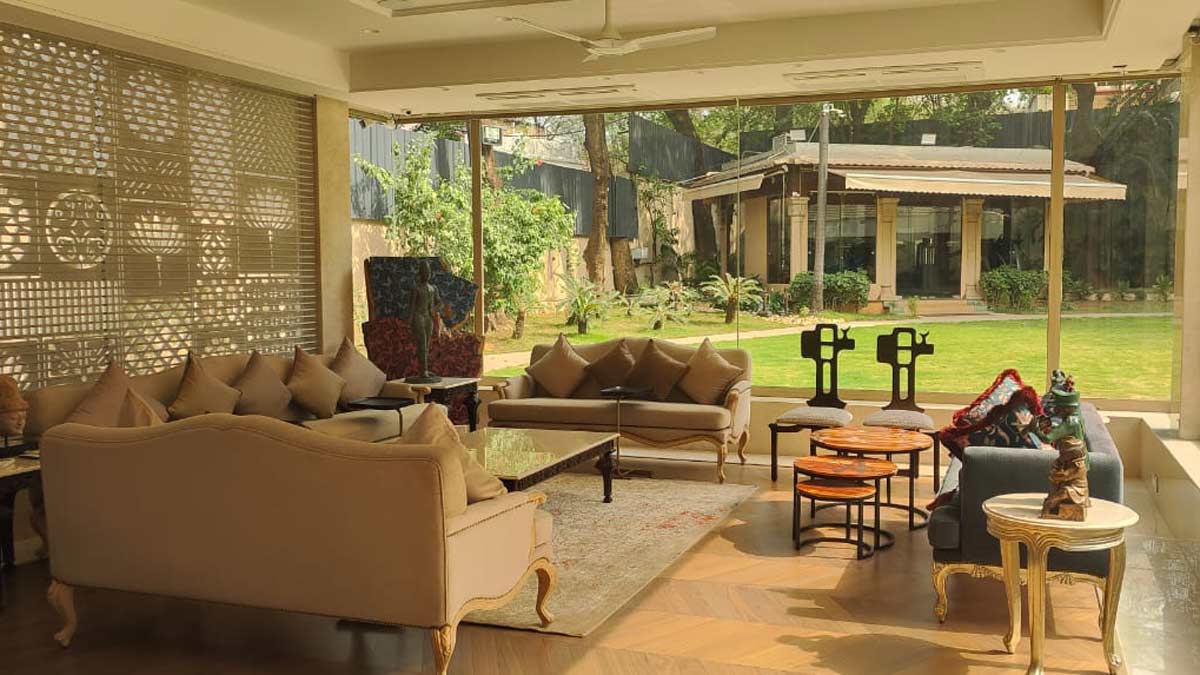 lived-in-home lived-in-home