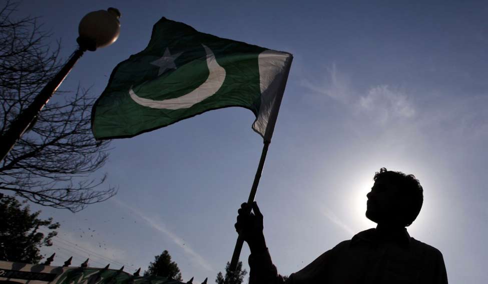 pakistan-flag-reuters