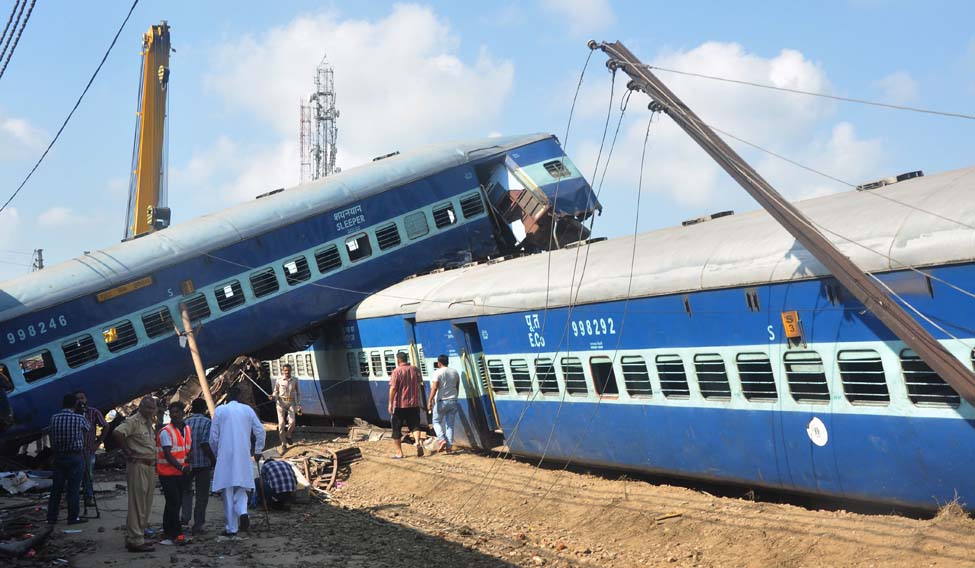 INDIA-ACCIDENT-RAIL