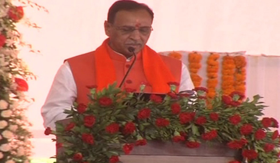vijay-rupani-swear-in-ani