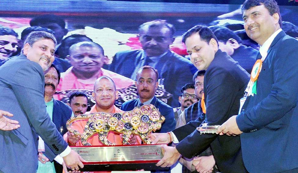 yogi-adityanath-twitter-pge