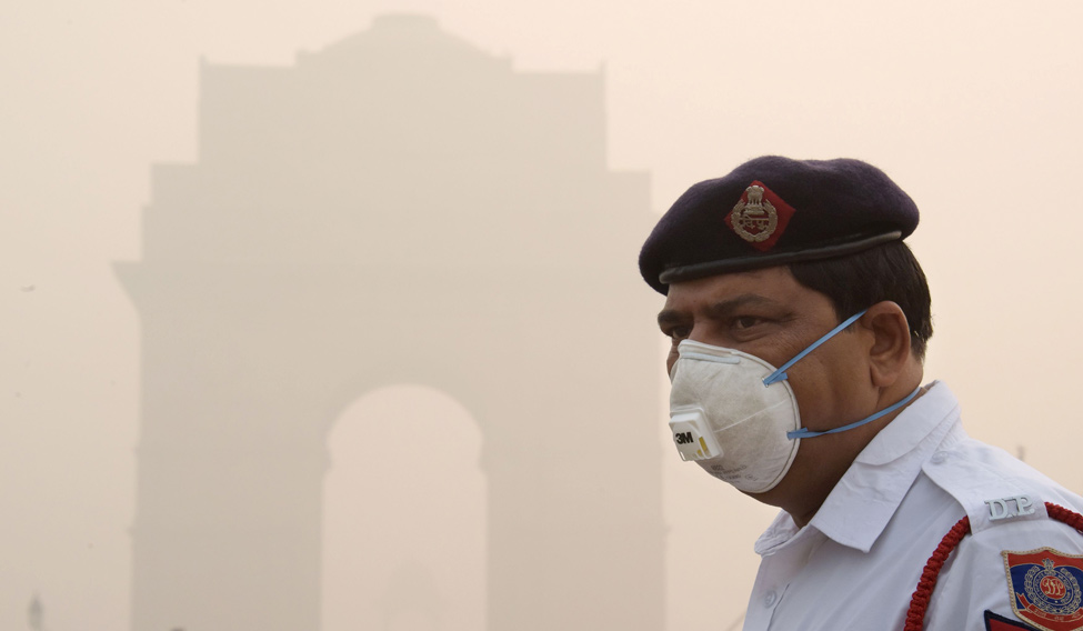 delhi-police-smog