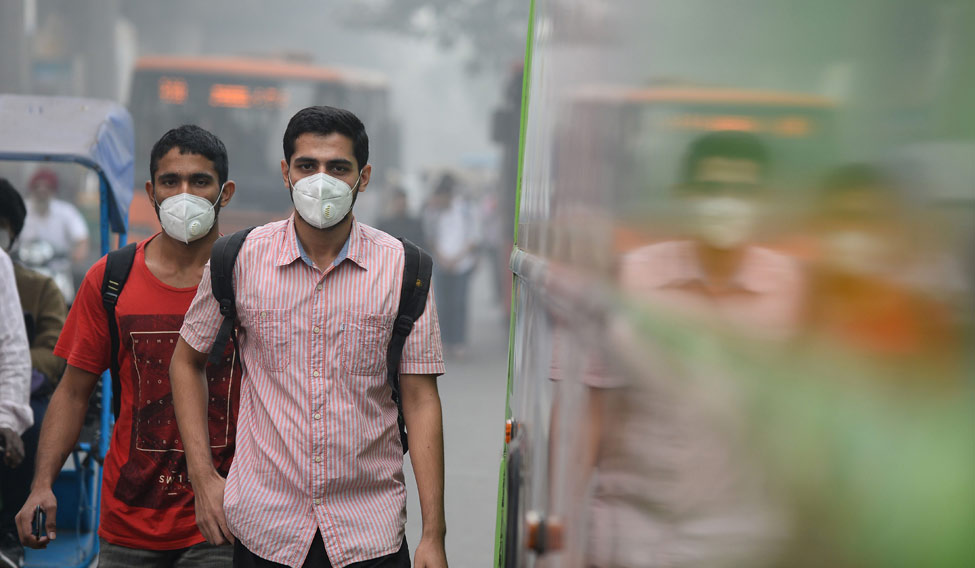 TOPSHOT-INDIA-POLLUTION-HEALTH