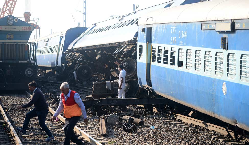 INDIA-TRAIN-ACCIDENT