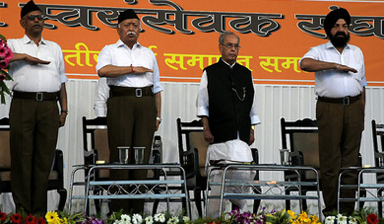 pranab-rss-salute