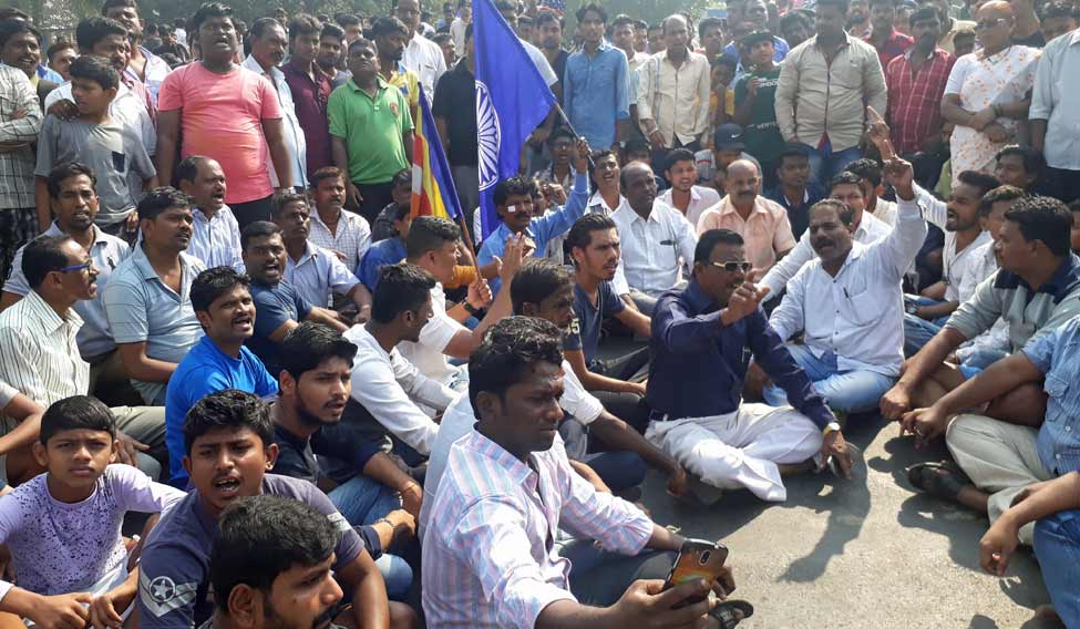 mumbai_dalits_protest-janak-bhatt