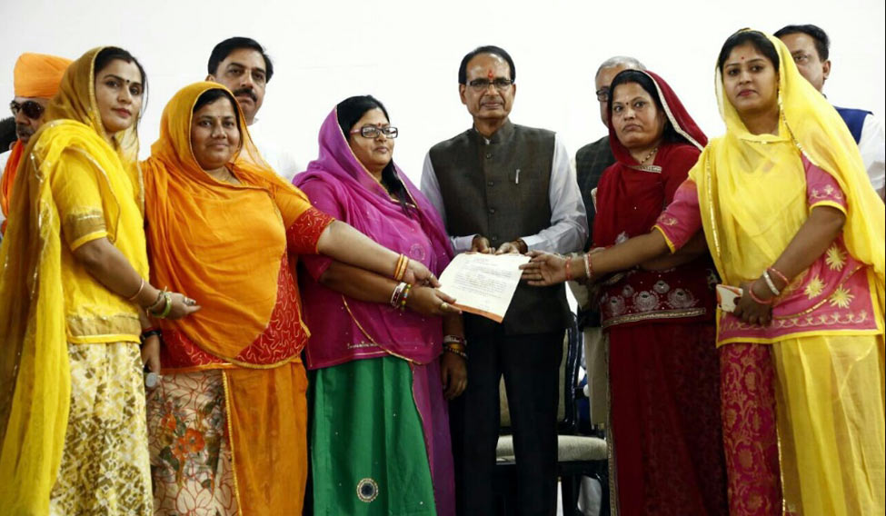 rajput-women-shivraj-singh-supplied