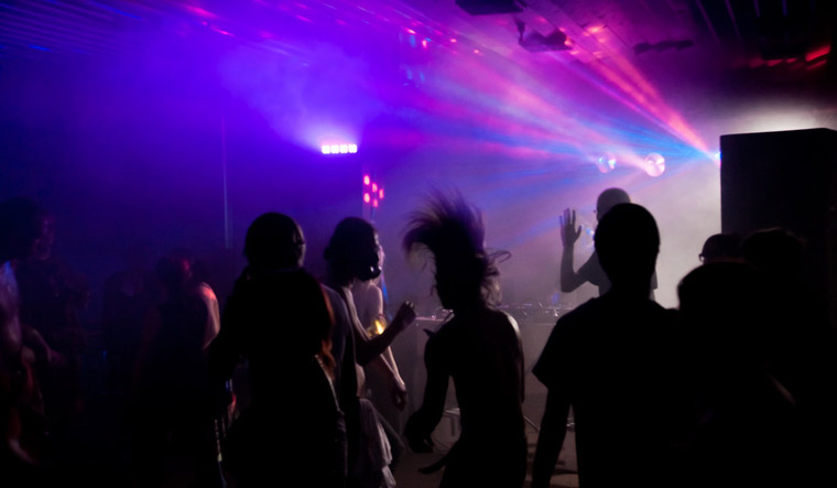 Rave Party Busted In Delhi S Chattarpur The Week