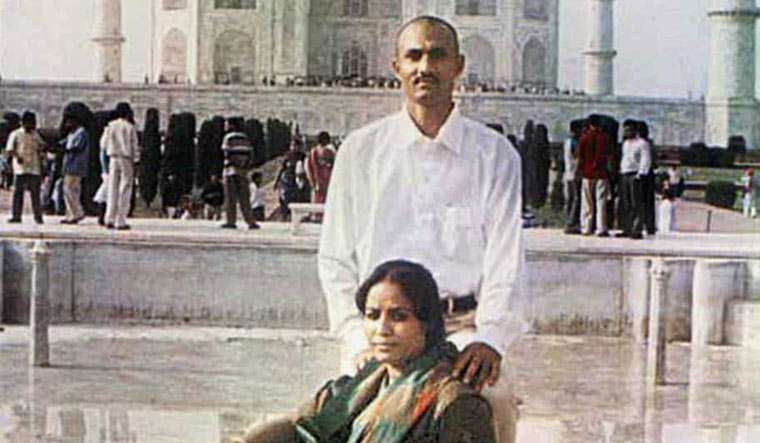 [File] Sohrabuddin Sheikh and his wife Kausar Bi | PTI