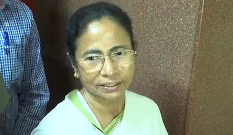 Opposition unity: Mamata Banerjee wants Congress to back regional parties in strongholds Opposition unity: Mamata Banerjee wants Congress to back regional parties in strongholds