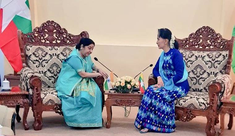 External Affairs Minister Sushma Swaraj and State Counsellor and Foreign Minister of Myanmar Aung San Suu Kyi | Twitter/MEAIndia