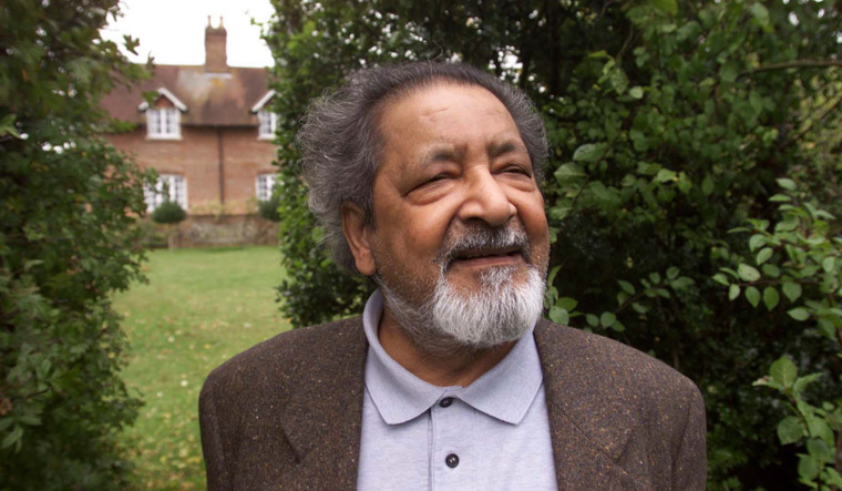 pm modi, political leaders condole naipauls demise