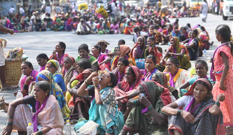 bengaluru-liquor-ban-women-bhanu2