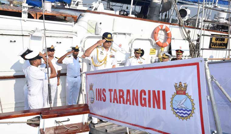 Bangladesh-Navy-Admiral-INS-Tarangini