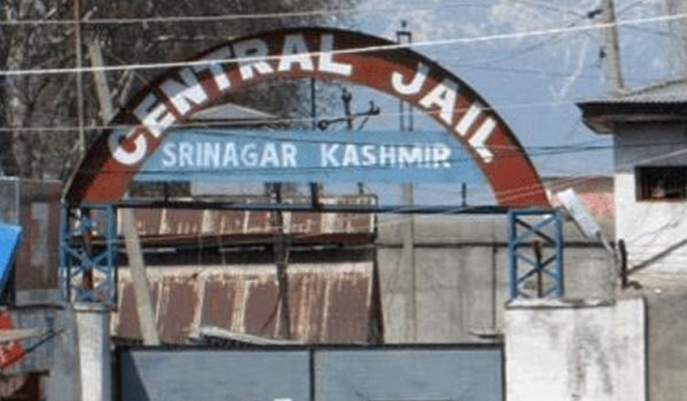 Srinagar: Riots break out in high security central jail 