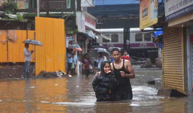 Maharashtra: Heavy rains over 4 days filling up major dams in Nashik