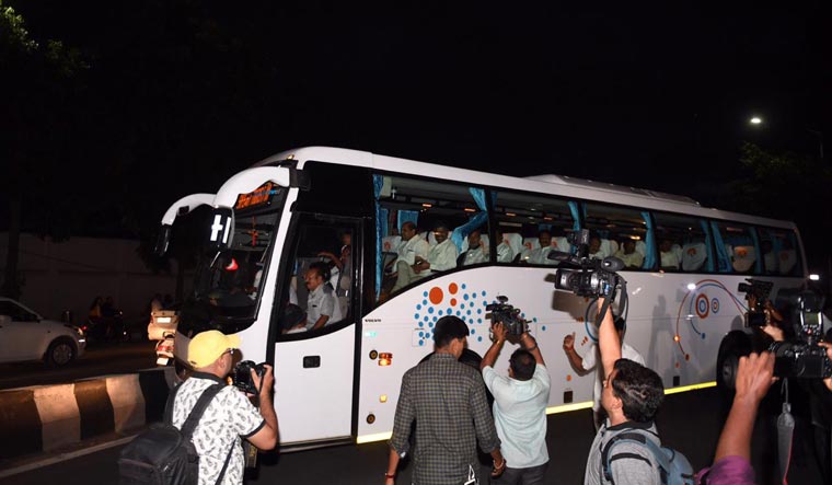 The JD(S) MLAs being ferried out of Bengaluru in a bus on Monday | Bhanu Prakash Chandra