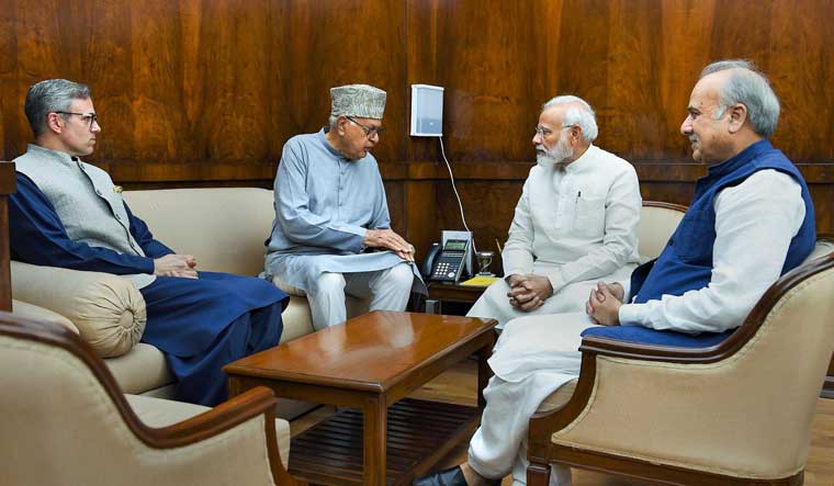 Article 35A: Meeting with PM Modi reassuring, says Omar